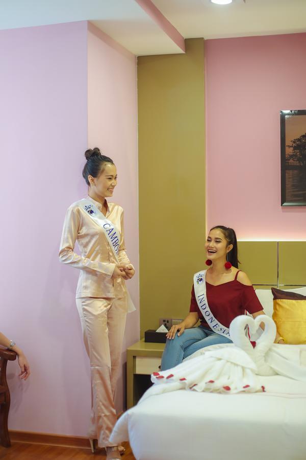 Grand Central Hotel Mandalay Buitenkant foto